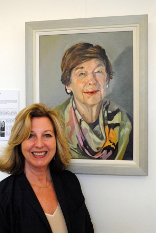 Sarah Richardson with her portrait of Katharine Whitehorn